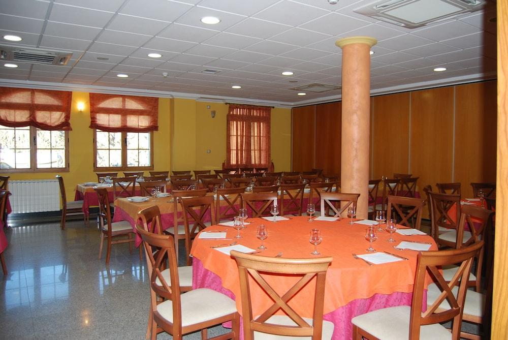Hotel Meleiros Castro De Sanabria Exteriör bild