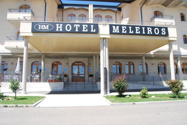 Hotel Meleiros Castro De Sanabria Exteriör bild